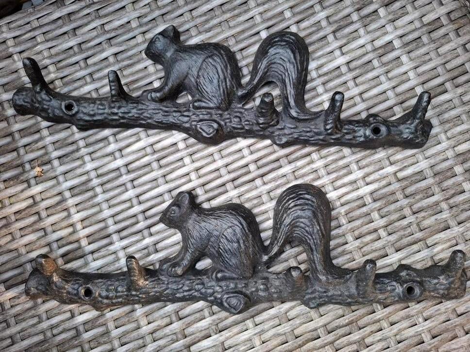 Kapstokje 2 stuks brocante eekhoorns, Ophalen