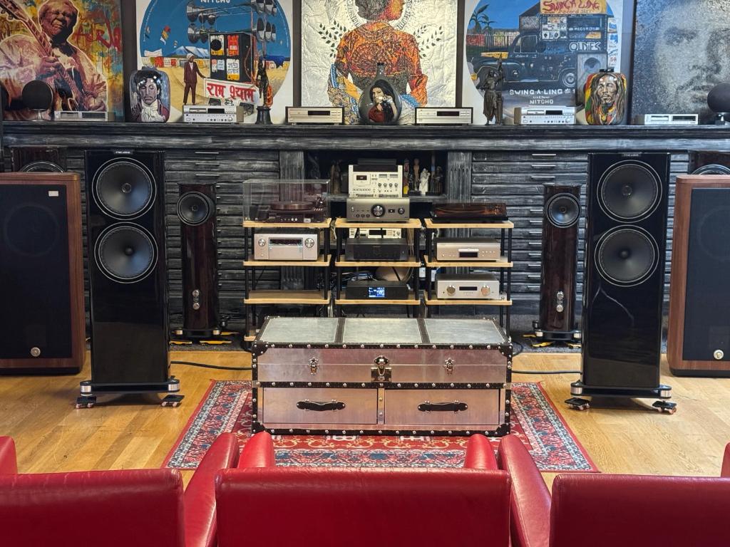 Fyne Audio F704X Occasion set, Overige merken, Gebruikt, Ophalen of Verzenden, 120 watt of meer