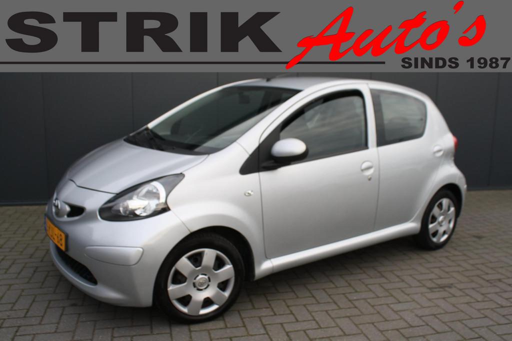 Toyota Aygo 1.0-12V - AIRCO - 5-DEURS, Auto's, Voorwielaandrijving, Stof, Gebruikt, Zwart
