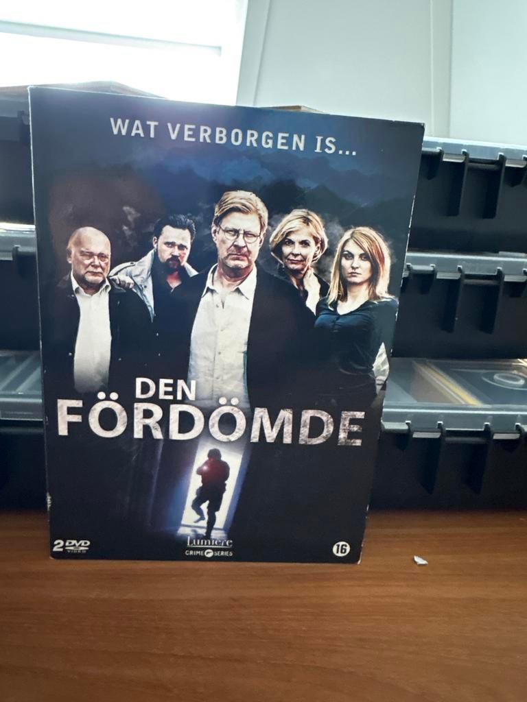 Den Fördömde - Zweedse Crime Serie (2 DVD's), Cd's en Dvd's, Gebruikt, Vanaf 16 jaar, Boxset, Ophalen of Verzenden