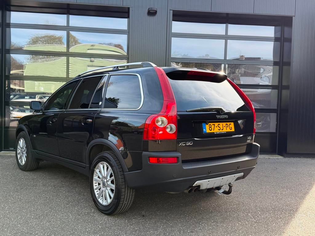 Volvo XC90 4.4 V8 Executive 7p Schuifdak Camera Youngtimer, Gebruikt, Open dak, 138 €/maand, Zwart