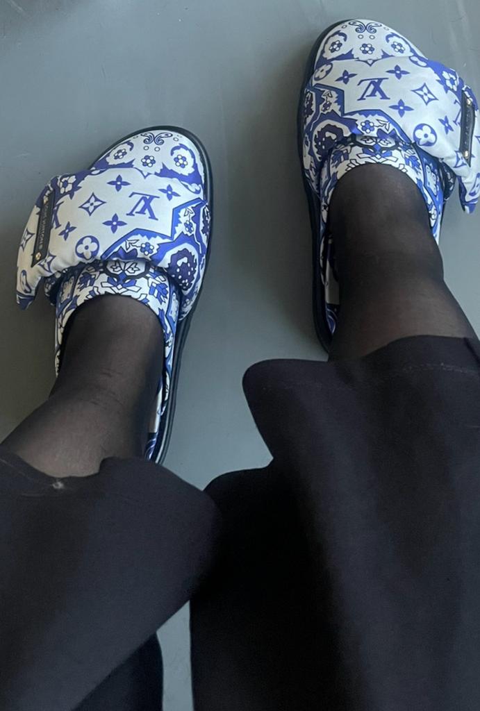 Lv slippers (origineel), Kleding | Dames, Blauw, Nieuw, Ophalen of Verzenden, Pantoffels of Sloffen