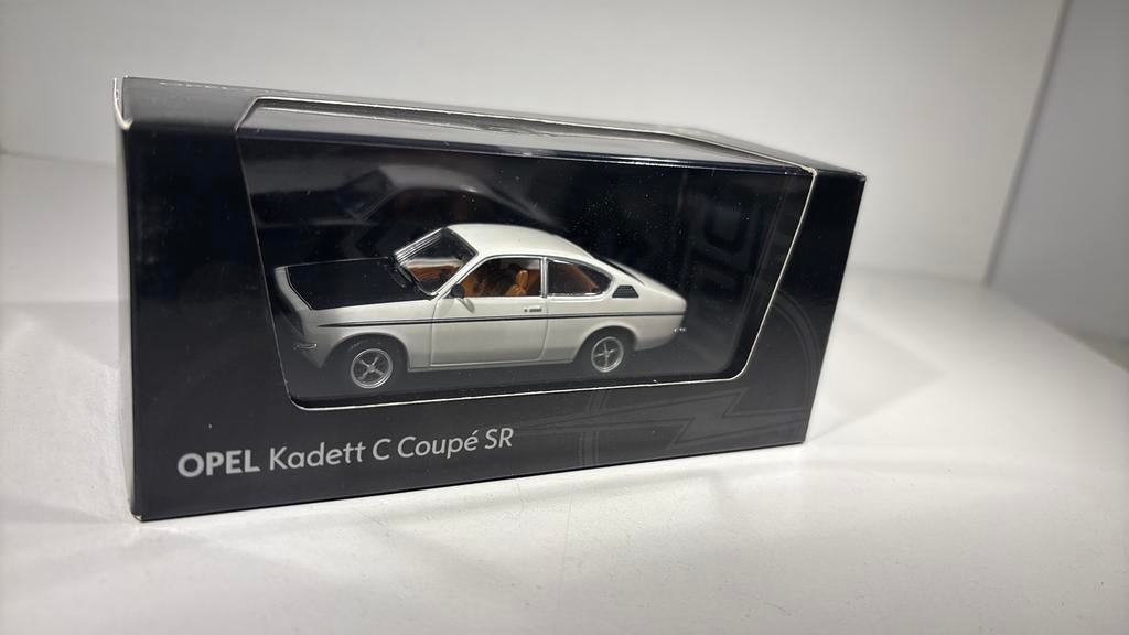 Opel kadett c coupé sr minichamps 1.43, Auto, Ophalen of Verzenden, MiniChamps, A