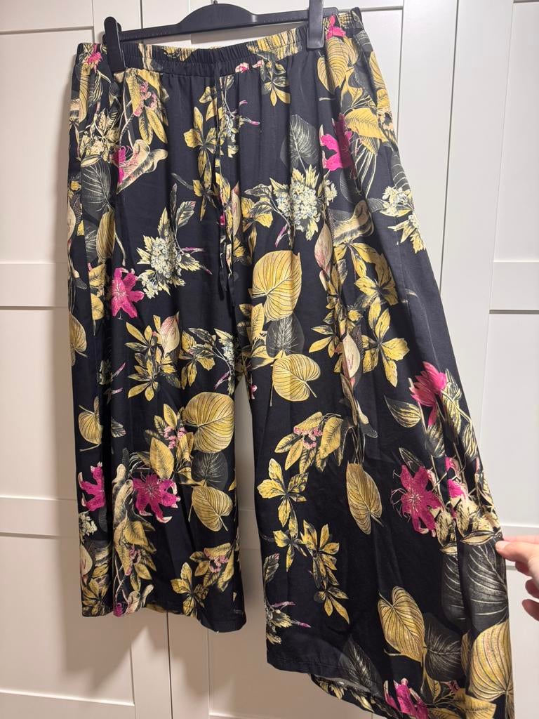 Leuke broeken, Ophalen of Verzenden, Zo goed als nieuw, Zwart, Broek of Spijkerbroek