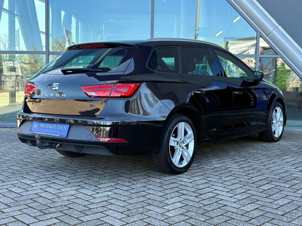 Seat Leon ST 1.0 TSI FR Business Intense Trekhaak / Navigati, Auto's, Seat, Voorwielaandrijving, Gebruikt, Euro 6, Adaptive Cruise Control