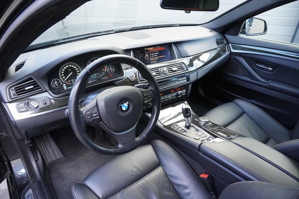 BMW 5-serie 525d, Auto's, Automaat, Achterwielaandrijving, 2000 kg, Zwart