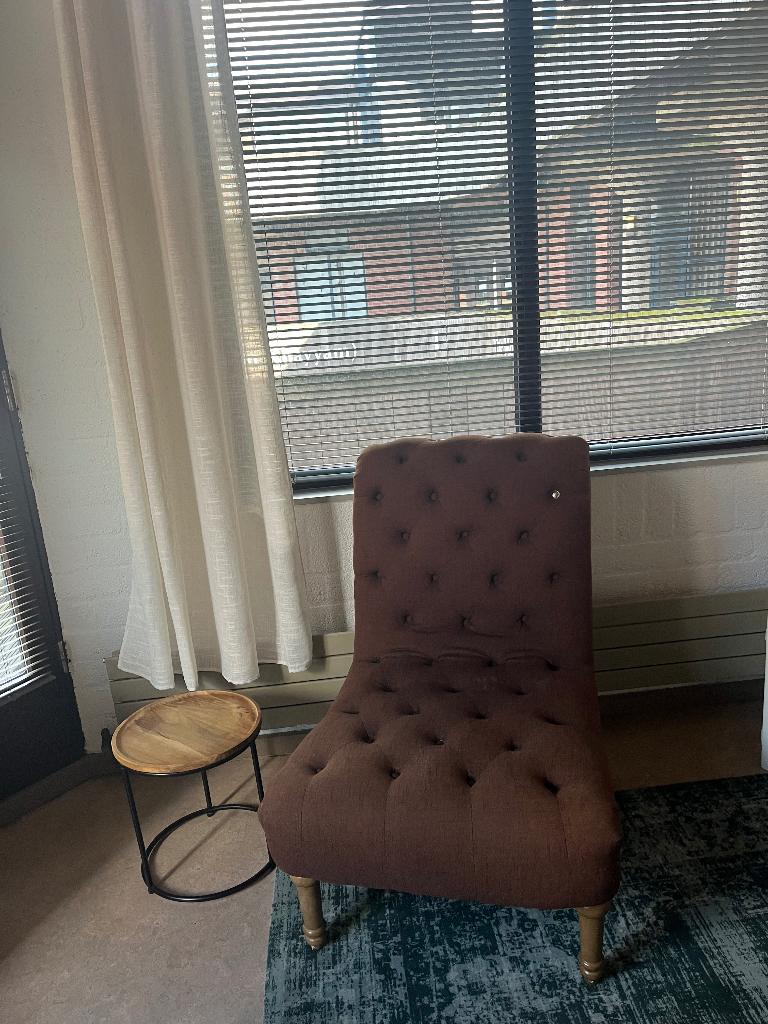 Stoel, Ophalen, 50 tot 75 cm