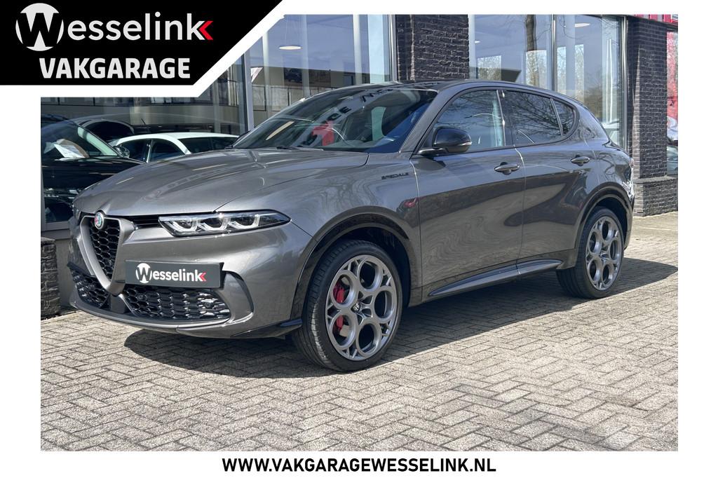 Alfa Romeo Tonale 1.3T PHEV Edizione Speciale | Panorama dak, 12 maanden, 77 km/l, Gebruikt, Zwart