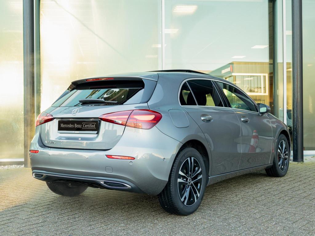 Mercedes-Benz A-Klasse Hatchback 250 e Business Line Panoram, Stof, Gebruikt, 16 kWh, Bedrijf