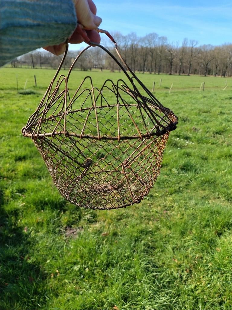 Antiek ijzeren mandje - oud sla- of eiermandje, Ophalen of Verzenden