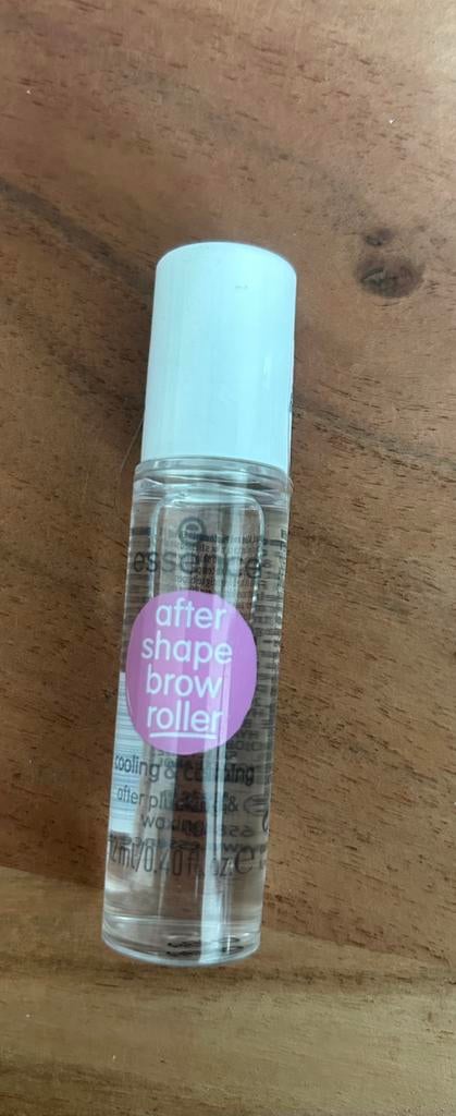 Essence brow roller, Sieraden, Tassen en Uiterlijk, Uiterlijk | Cosmetica en Make-up, Ophalen of Verzenden, Zo goed als nieuw
