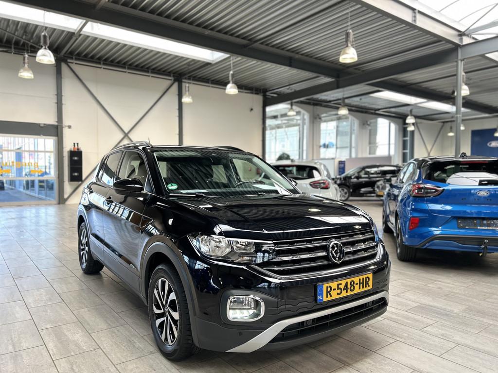 Volkswagen T-Cross 1.0 TSI 110 pk Active | Trekhaak | Camera, 12 maanden, Gebruikt, Zwart, Bedrijf