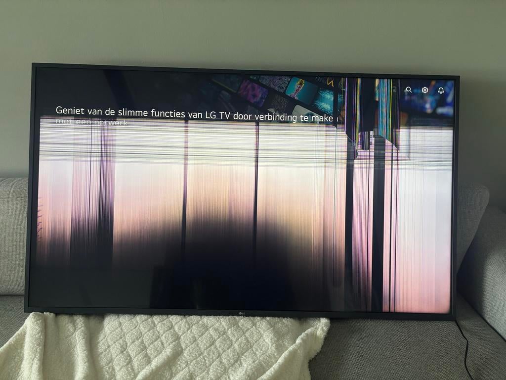 LG 65UN74006LB 65 inch 4K Smart TV - Defect scherm, Ophalen, LED, 4k (UHD), 100 cm of meer