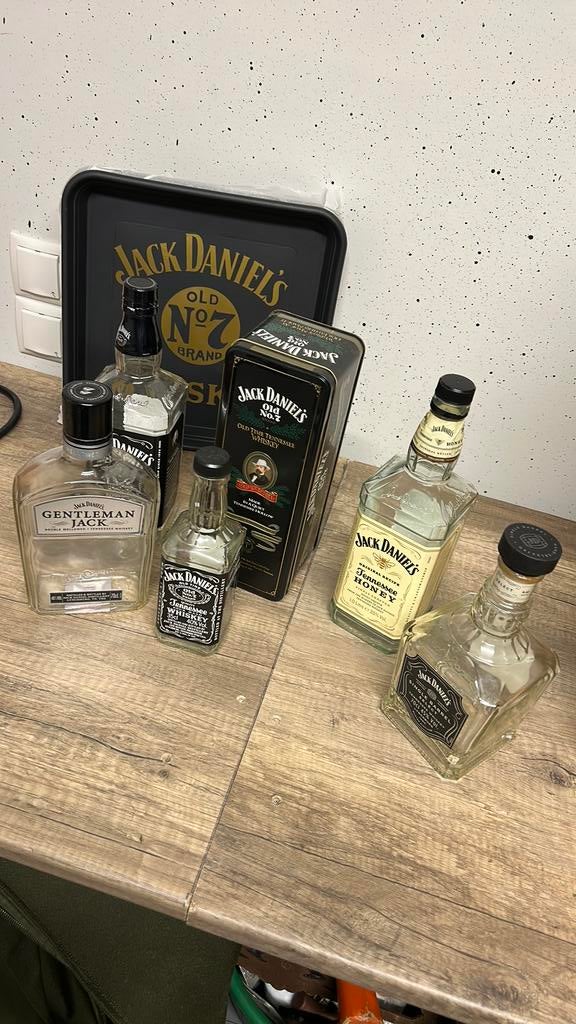 Jack daniels verzameling, Verzamelen, Blikken, Verzenden, Zo goed als nieuw, Overige
