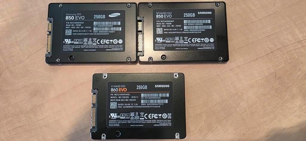 Samsung SSD's 3x 850 EVO 256GB, 1x 860 EVO 256GB, Intern, Ophalen of Verzenden, Zo goed als nieuw, Samsung