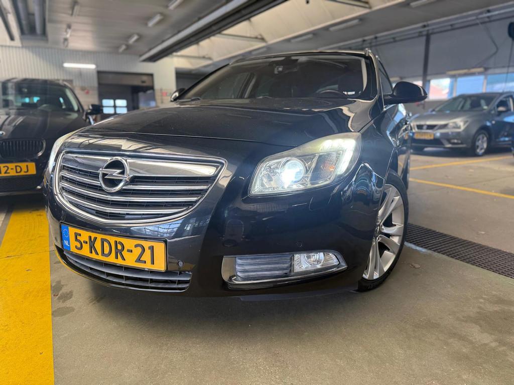 Opel Insignia Sports Tourer 2.0 CDTI Cosmo | Automaat | LMV, Auto's, Euro 5, 4 cilinders, Leder en Stof, Zwart