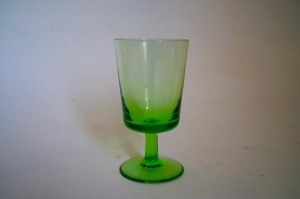 Vintage groen glas, mogelijk van De Rupel Boom cascade, Ophalen of Verzenden