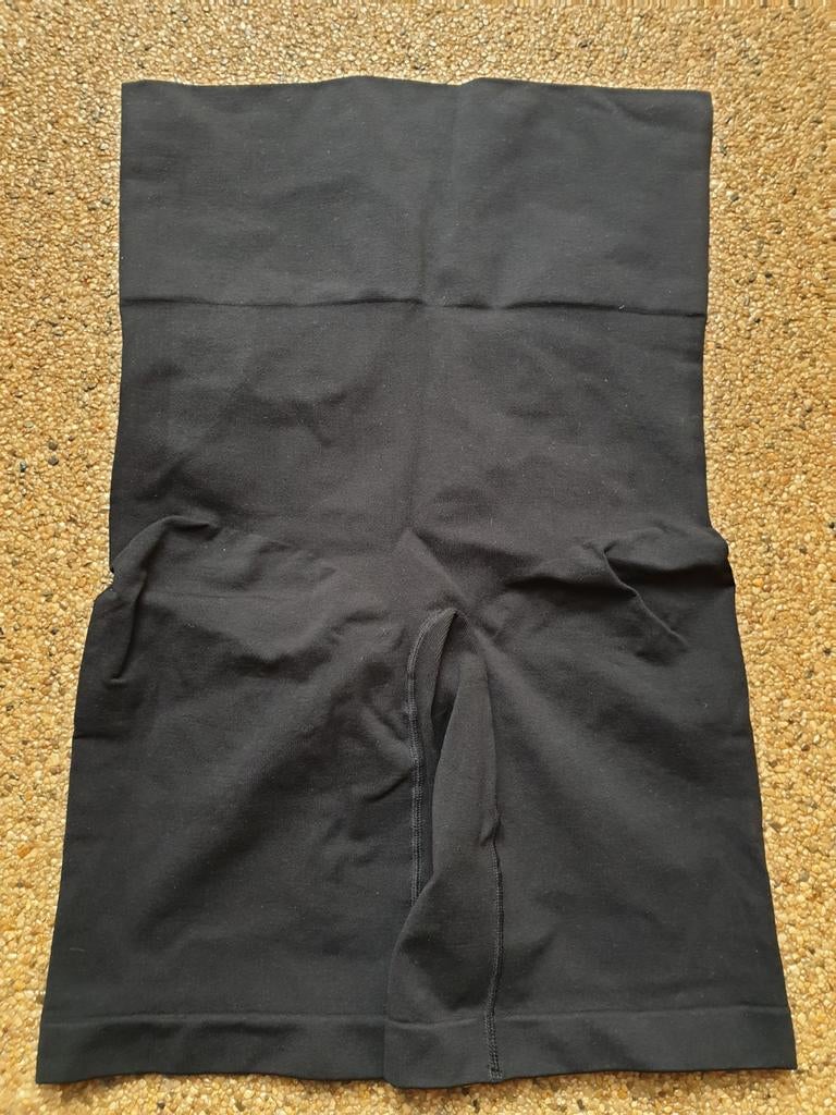 NIEUW 3X Corrigerend INSUA ondergoed mt M, Ophalen, Nieuw, Rechthoek