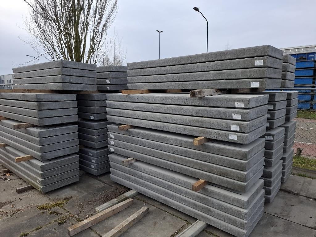 Restpartij 104 stuks betonplaat met gleuven 220x60x10cm, Tuin en Terras, Ophalen, Overige typen, Nieuw, 10 m² of meer