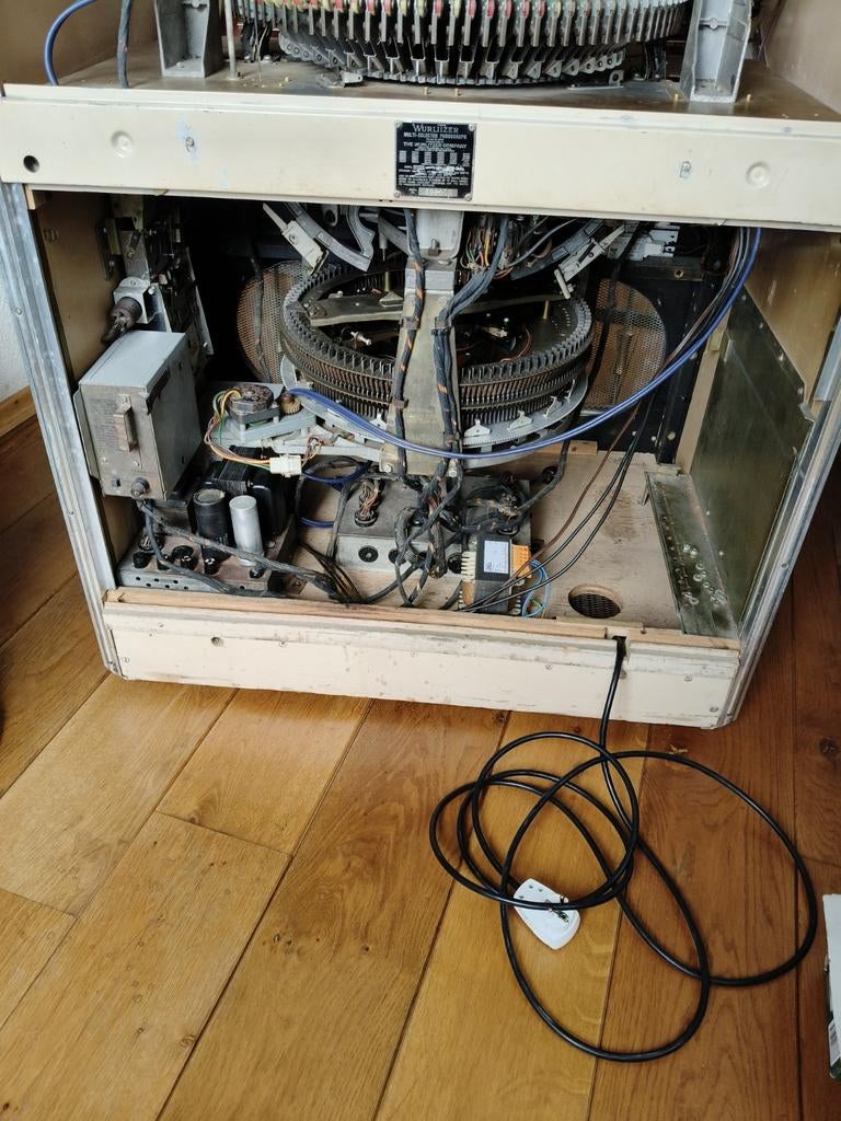 Gezocht: Wurlitzer 2500S parts, Met singles, Gebruikt, Ophalen of Verzenden, Wurlitzer