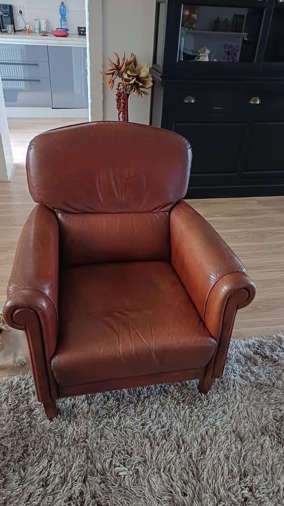 Comfortabele leren fauteuil - Klassiek bruin design, Gebruikt, Klassiek, Ophalen of Verzenden, 75 tot 100 cm
