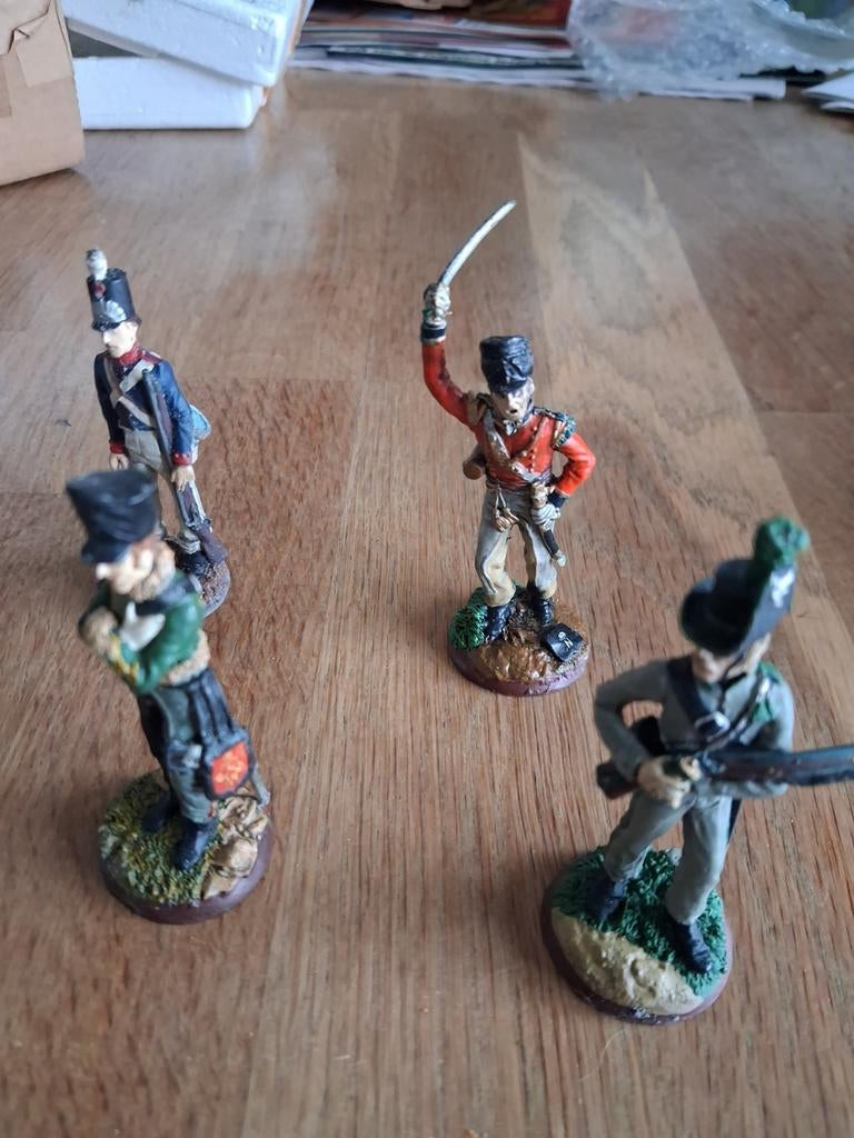 Tinnensoldaatjes, Ophalen