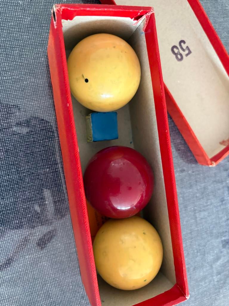 Vintage Excellenta Biljartballen Set in Doos, Ophalen, Gebruikt, Keu of Ballen