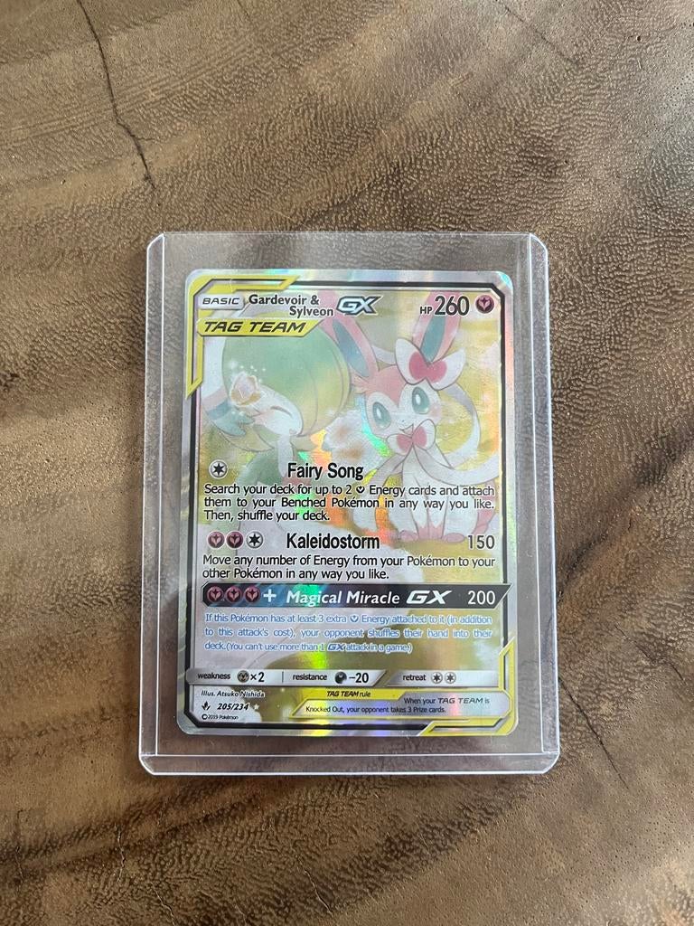 Gardevoir & Sylveon GX Pokémon kaart, Ophalen of Verzenden, Zo goed als nieuw, Losse kaart, Foil