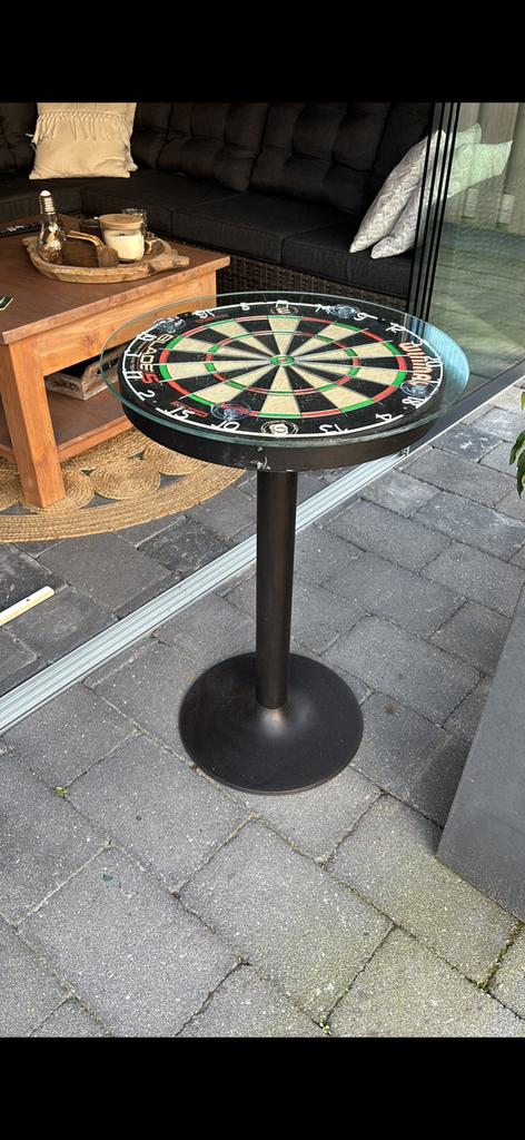 Darttafel, Sport en Fitness, Darts, Ophalen of Verzenden, Zo goed als nieuw, Dartbord