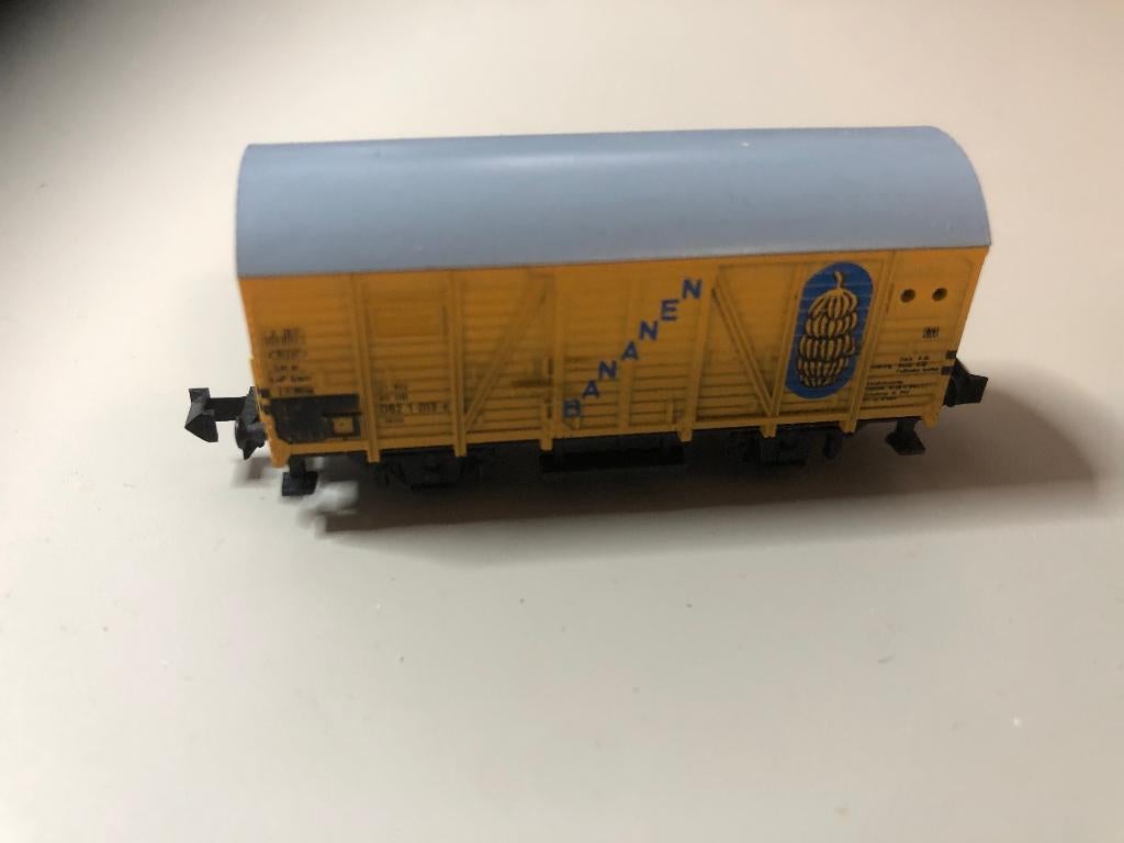 Minitrix gesloten goederen wagon "Bananen" zgan, Gelijkstroom, Trix, Wagon, Ophalen of Verzenden