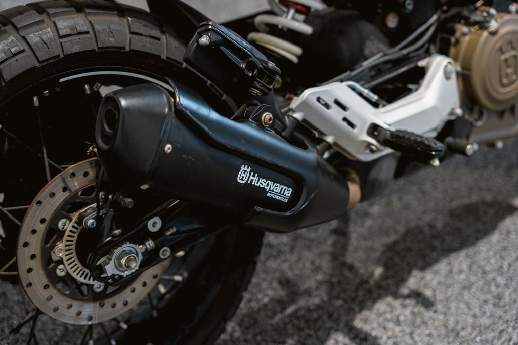 Husqvarna Svartpilen 401 Veel extra's nw prijs € 7600,00, Motoren, Motoren | Husqvarna, LED Verlichting, Bedrijf, 373 cc, Overig