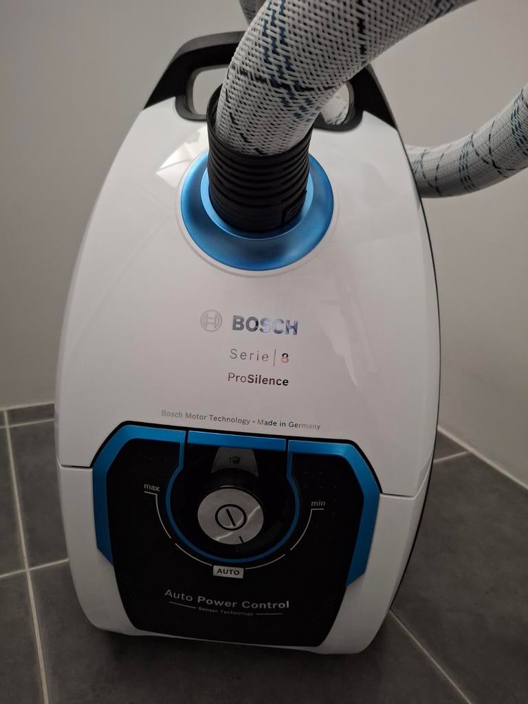 Stofzuiger Bosch serie 8, Ingenius Prosilence. Nieuw., Witgoed en Apparatuur, Stofzuigers, Ophalen of Verzenden, Nieuw