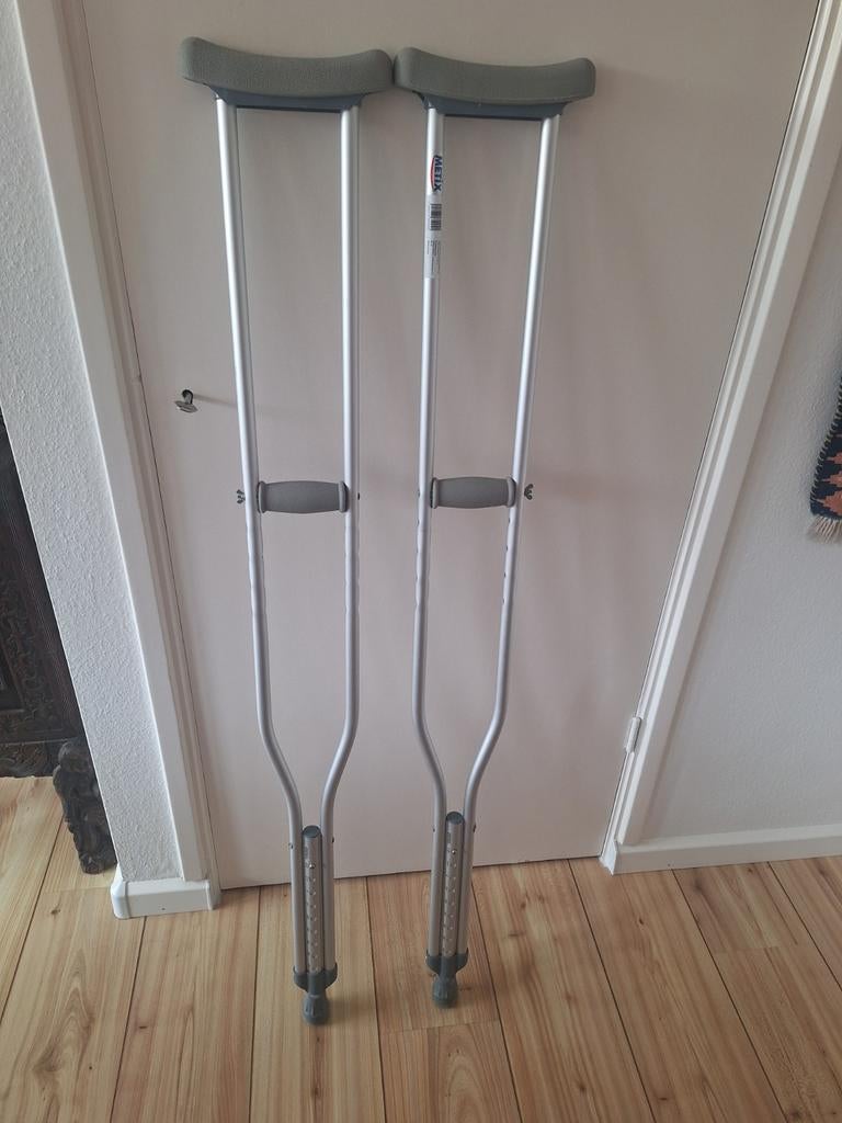 Okselkrukken, Ophalen