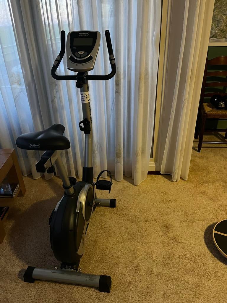 Buffalo Hometrainer met E1 foutmelding - Gratis af te halen, Sport en Fitness, Ophalen, Gebruikt, Metaal, Benen