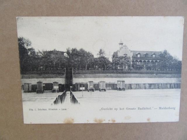 Oude Ansichtkaart,,Gezicht op het Badhotel,, Muiderberg, Ophalen of Verzenden, Voor 1920, Ongelopen, Noord-Holland
