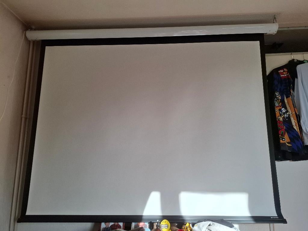 Epson beamer + Ivisions elektrisch projectiescherm, Ophalen, Elektrisch, Gebruikt