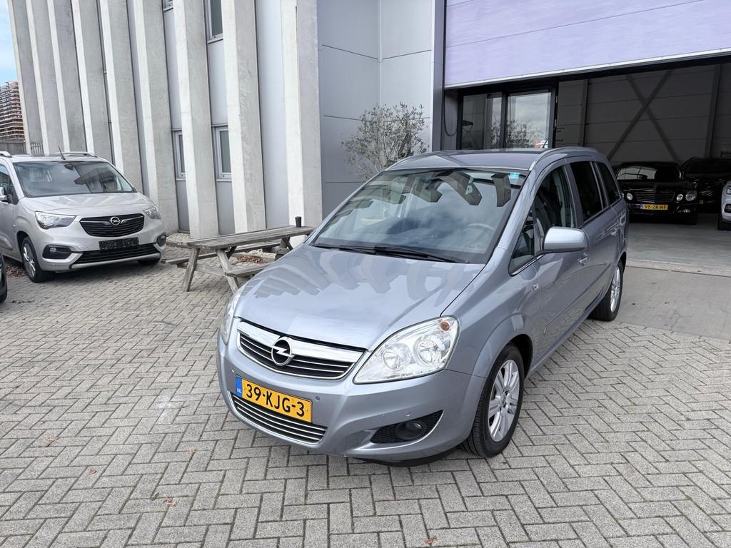 Opel Zafira 1.8 Cosmo 7PERS! NAVI! CLIMA! CRUISE! PDC! INRUI, Voorwielaandrijving, Gebruikt, Zwart, 4 cilinders