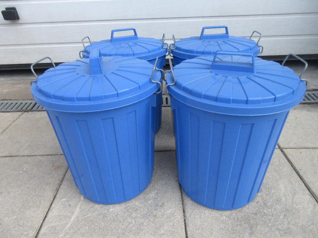 Plastic tonnen met deksel opbergdoos camping, Ophalen, Gebruikt, Minder dan 50 cm, Minder dan 50 cm