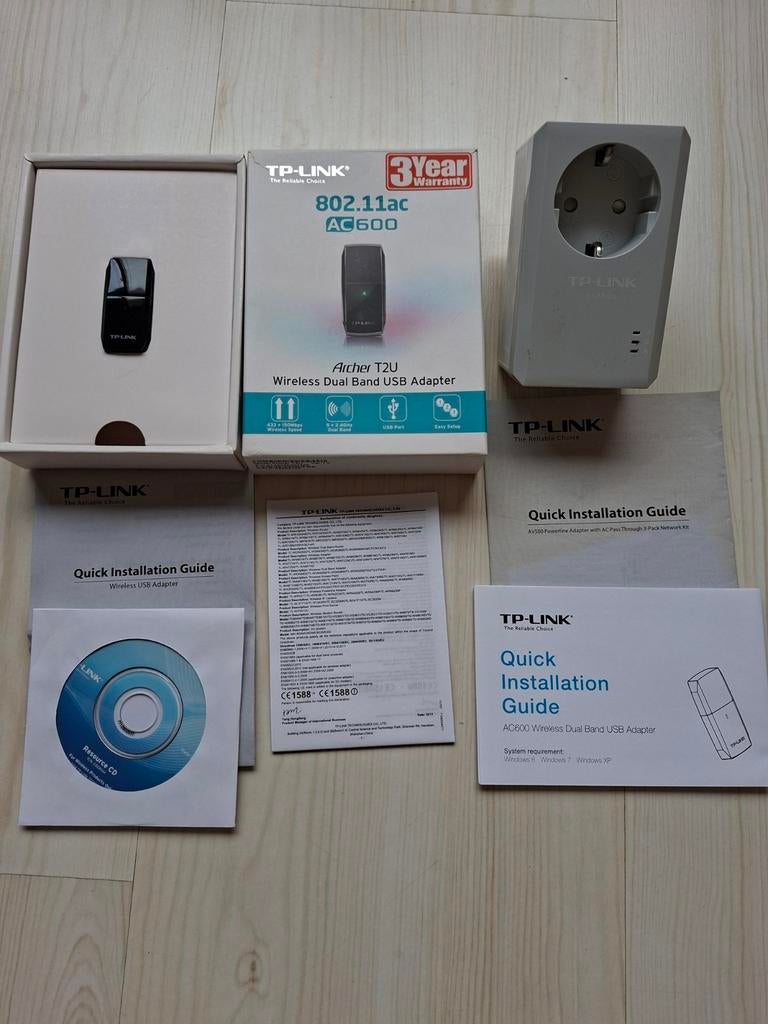 TP-Link WiFi Adapter & Powerline Adapter Set, Computers en Software, WiFi-versterkers, Ophalen of Verzenden, Zo goed als nieuw