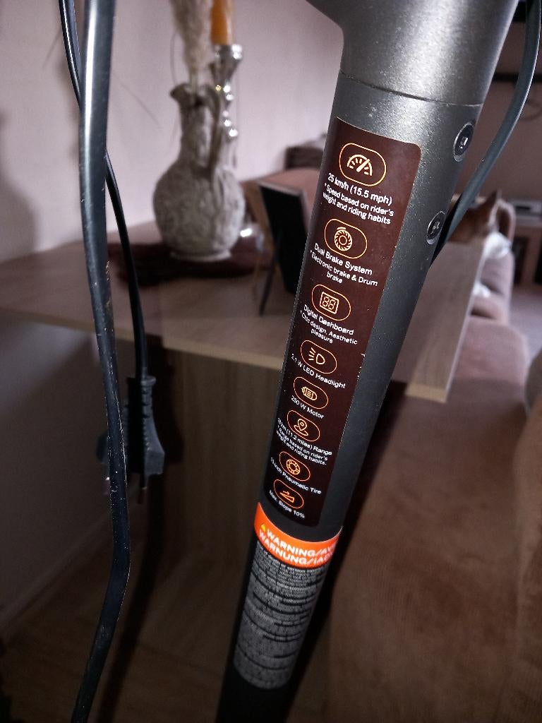 Electrice step, Fietsen en Brommers, Steps, Ophalen, Zo goed als nieuw, Elektrische step (E-scooter), Ninebot