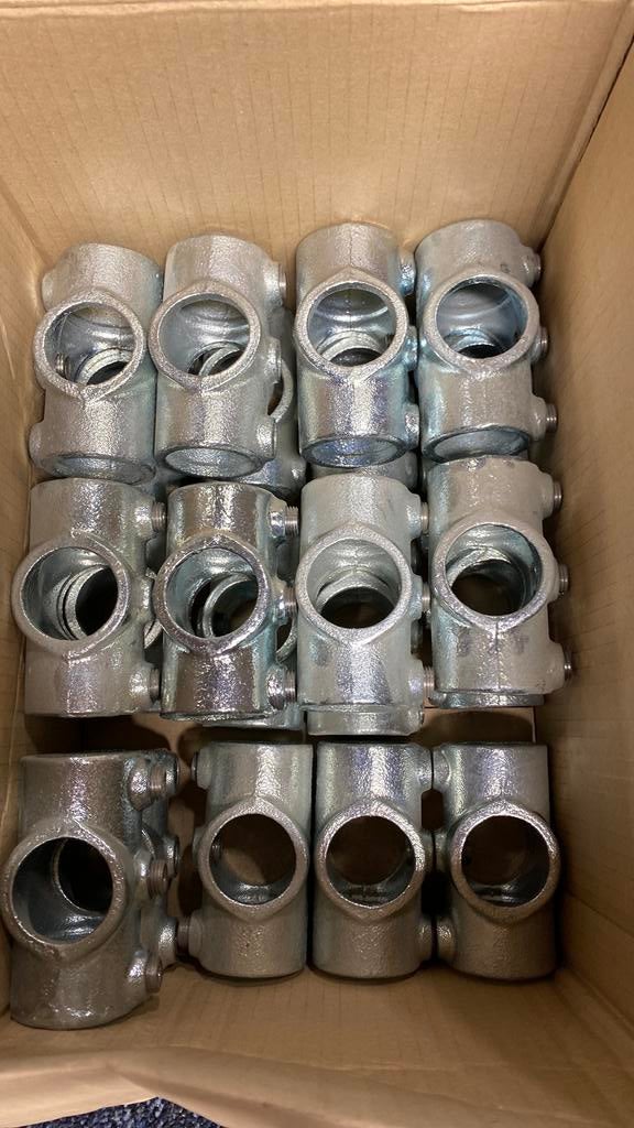 Buiskoppeling Kruisstuk Zinkkleurig Nieuw Ø 33.7 mm (23 st), Ophalen of Verzenden, Nieuw