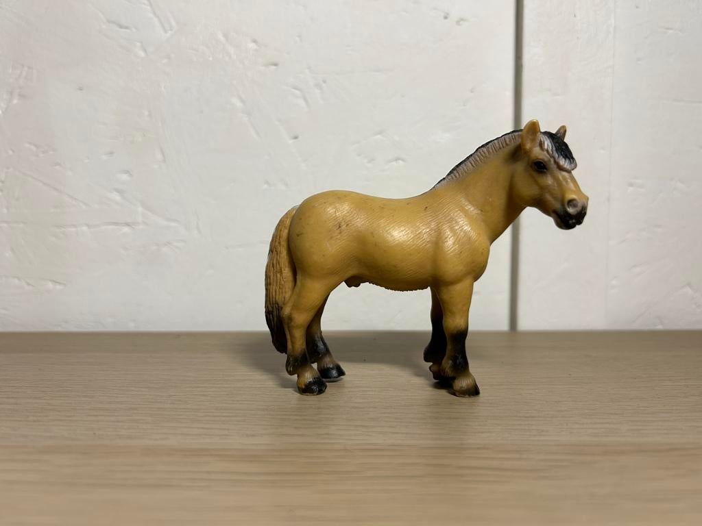 Schleich fjord #13, Verzamelen, Dierenverzamelingen, Ophalen of Verzenden, Zo goed als nieuw, Paard, Beeldje of Figuurtje