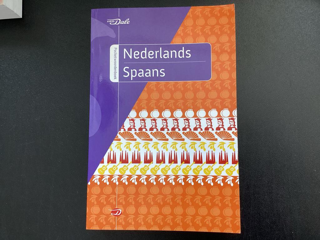 Van Dale Pocketwoordenboek Nederlands - Spaans, Boeken, Taal | Spaans, Ophalen of Verzenden, Zo goed als nieuw, Non-fictie