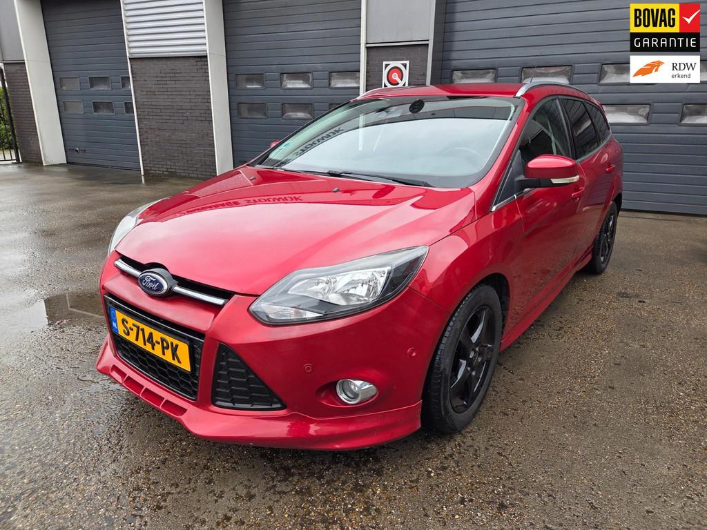 Ford Focus Wagon 1.0 EcoBoost, ST-LINE design, Prijs Rijklaa, Euro 5, Gebruikt, Zwart, Handgeschakeld