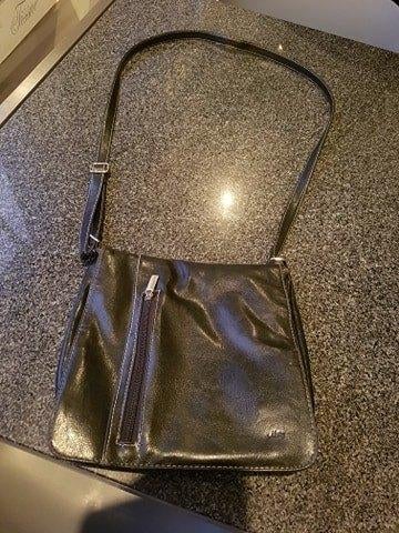 div tassen bieden per stuk, Ophalen of Verzenden, Zo goed als nieuw, Overige kleuren, Schoudertasje