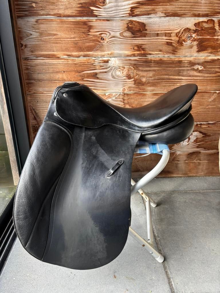 Dressuurzadel Passier 18 inch, Dieren en Toebehoren, Ophalen of Verzenden