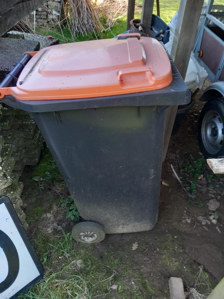 Container 240 liter 3 stuks, Huis en Inrichting, Woonaccessoires | Prullenbakken, 40 liter of meer, Ophalen, Kunststof, 75 cm of meer