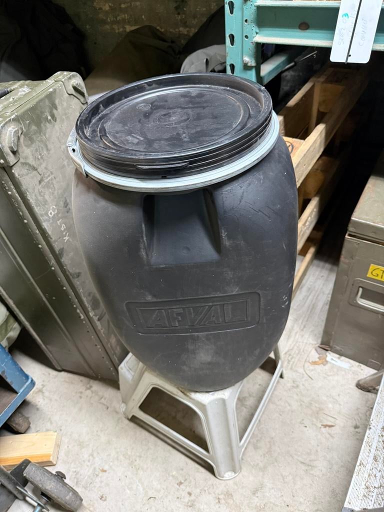 Voerton/ kanoton, Tuin en Terras, 150 liter of meer, Ophalen of Verzenden, Zo goed als nieuw