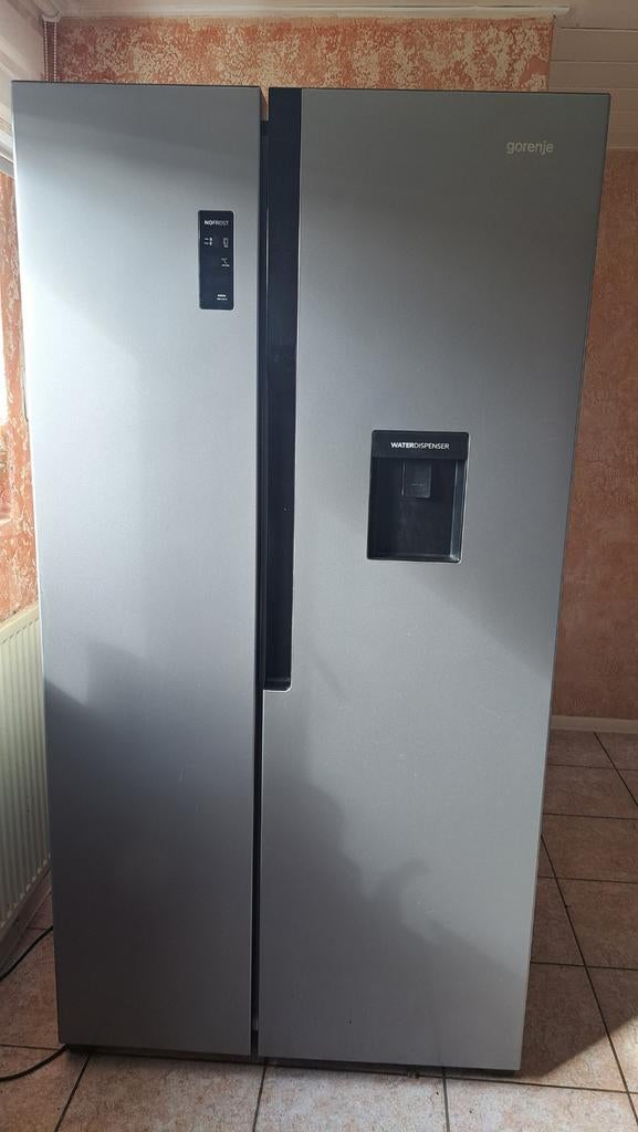 Gorenje Amerikaanse koelkast met waterdispenser, Witgoed en Apparatuur, Koelkasten en IJskasten, 200 liter of meer, 60 cm of meer