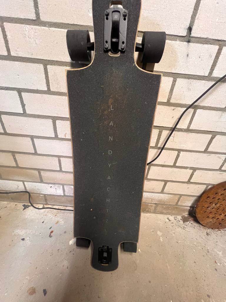 Landmachten longboard - Zo goed als nieuw, Sport en Fitness, Skateboarden, Zo goed als nieuw, Overige typen, Longboard, Ophalen